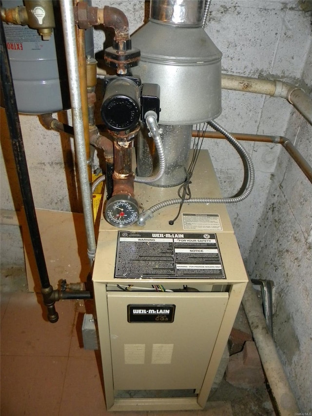 view of utility room