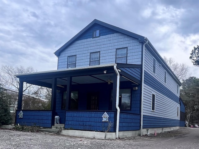 view of front of house featuring a porch