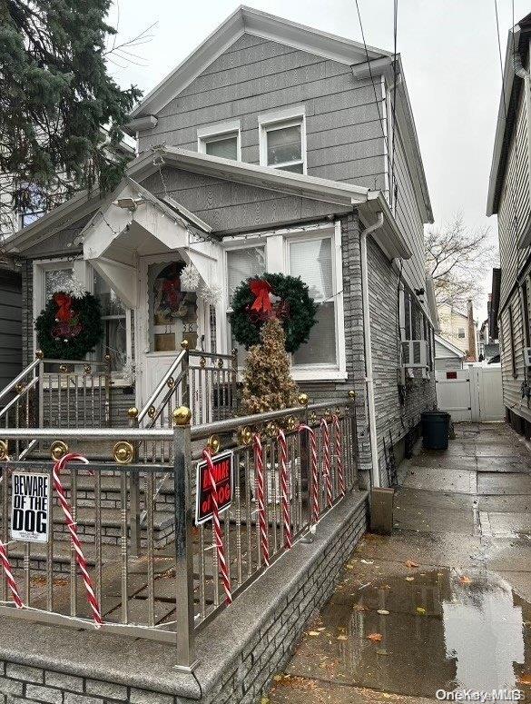 111-38 114th St, South Ozone Park NY, 11420, 2 bedrooms, 1 bath house for sale