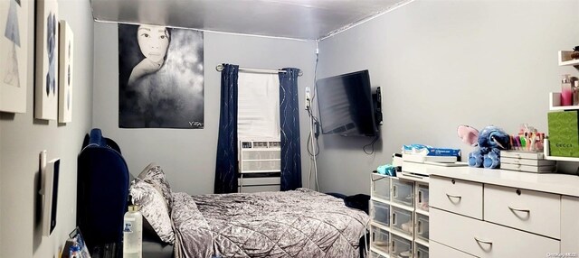 607 Ashford St, Brooklyn, NY 11207 - bedroom featuring cooling unit