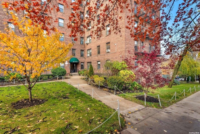 52-24 65th Pl Unit 3K, Maspeth, NY 11378 - photo 2