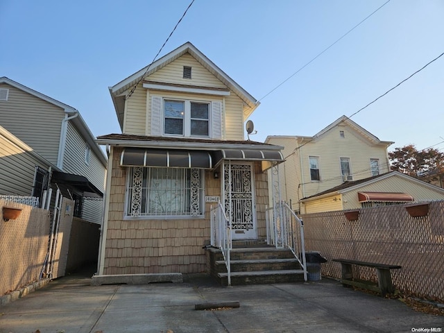 view of front of home