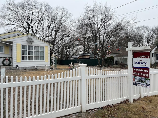 view of home's exterior