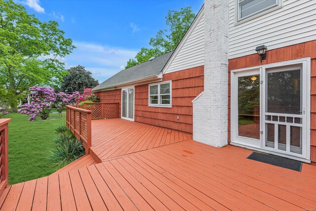 1519 Saint Louis Ave, Bay Shore, NY 11706 - deck with a lawn
