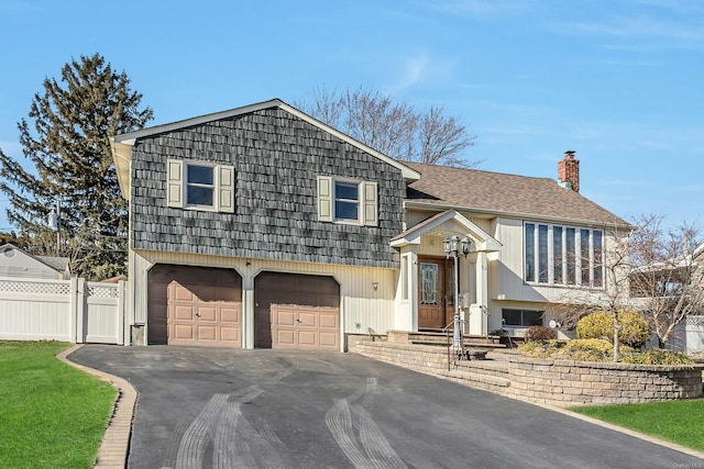 view of front of house featuring a garage