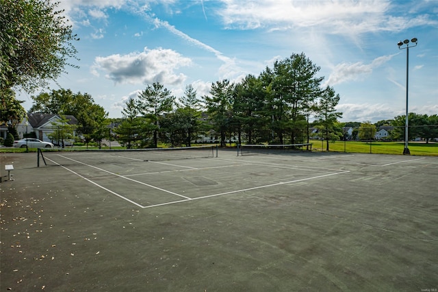 811 Spring Lake Dr Unit 811, Middle Island, NY 11953 - view of tennis court