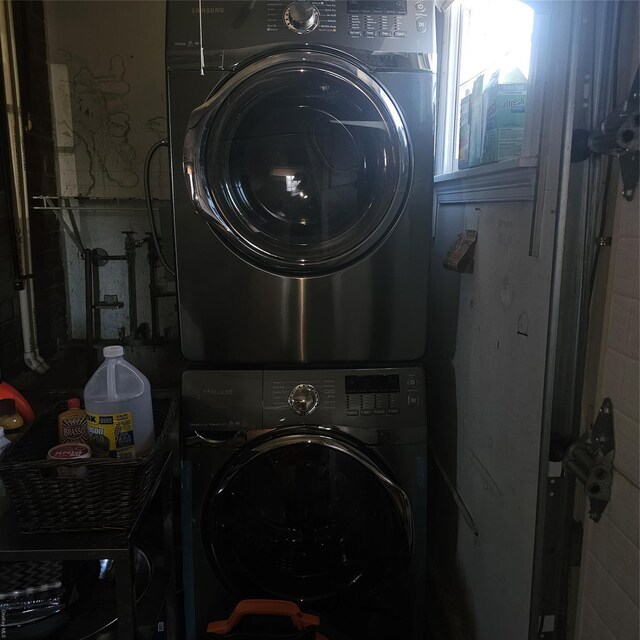 124 Mayhew Ave, Babylon, NY 11702 - laundry room with stacked washing machine and dryer