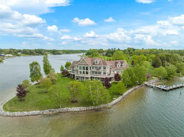 bird's eye view featuring a water view