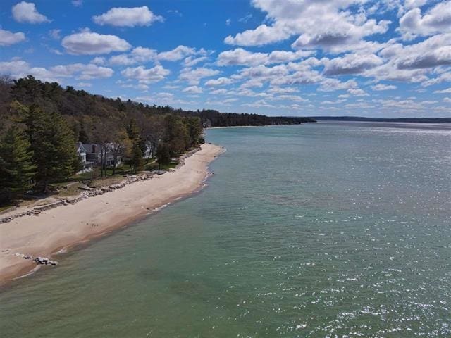 000 S Lake Shore Dr, Harbor Springs MI, 49740 land for sale