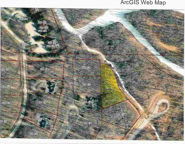 340 Pleasant Ridge Dr, Harbor Springs, MI 49740