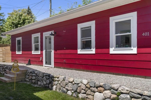 401 Antrim St, Charlevoix, MI 49720 - view of side of home