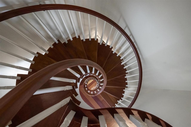 1439 Lindburgh Ln, Cheboygan, MI 49721 - view of stairs