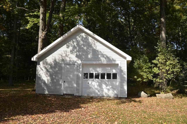 2690 E Lake St, Harbor Springs, MI 49740 - view of garage