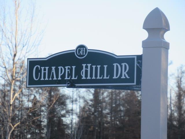 2194 Chapel Hill Dr, Petoskey, MI 49770