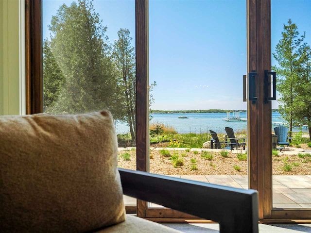 11305 Evergreen Ln, Charlevoix, MI 49720 - water view