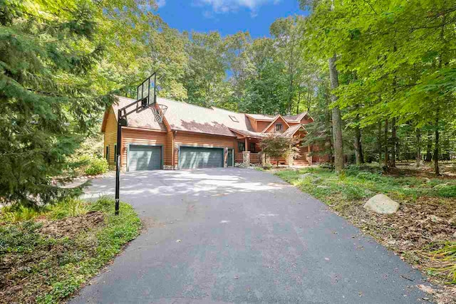 view of front of home featuring a garage