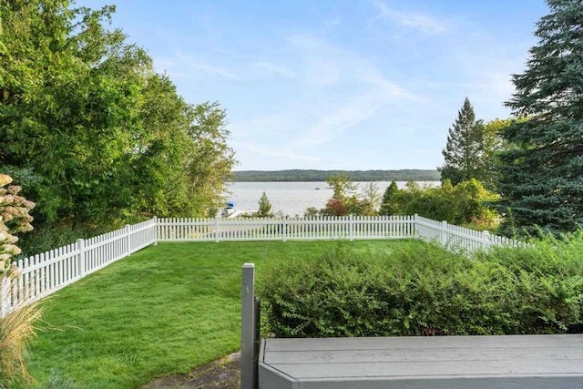 view of yard with a water view