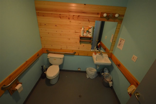 bathroom with toilet and sink