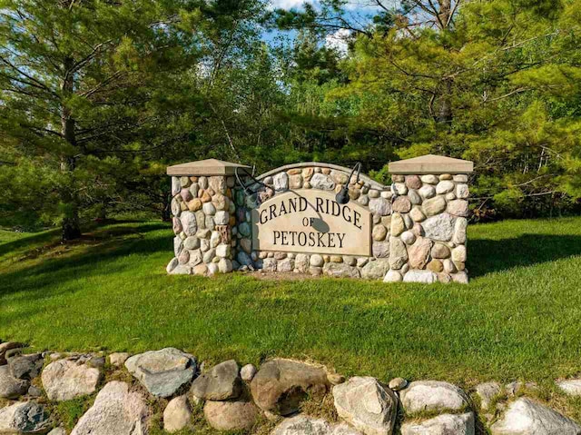 Grand Rdg, Petoskey MI, 49770 land for sale