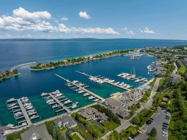 Listing photo 3 for 4300 Vista Dr, Bay Harbor MI 49770