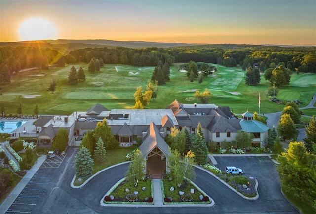 view of aerial view at dusk