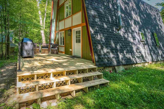 view of wooden deck