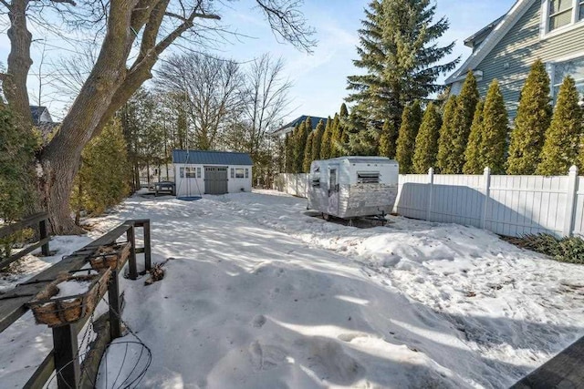 exterior space with driveway