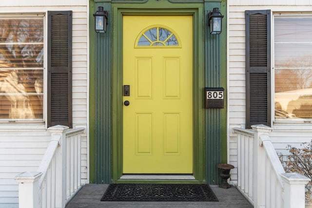 view of property entrance