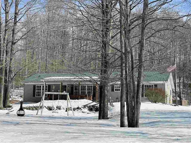 view of front of house featuring covered porch