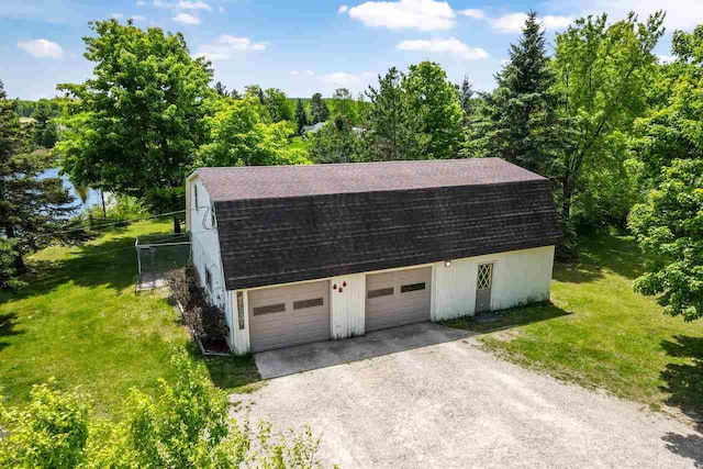 detached garage with fence