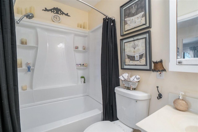 full bathroom featuring toilet, shower / bath combo, and vanity