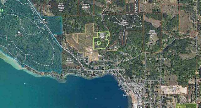1323 Charlevoix St, Boyne City, MI 49712 - map / location