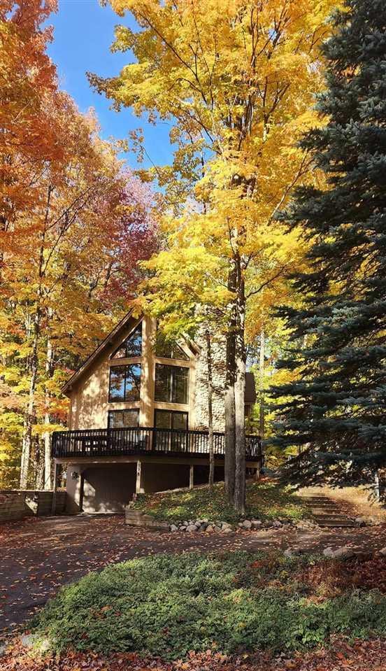exterior space featuring a deck