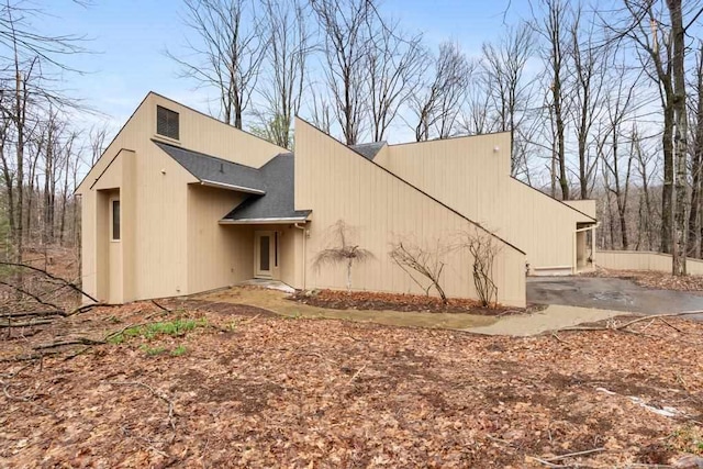 1871 Cherry Hill Ct, Harbor Springs, MI 49740 - view of back of house