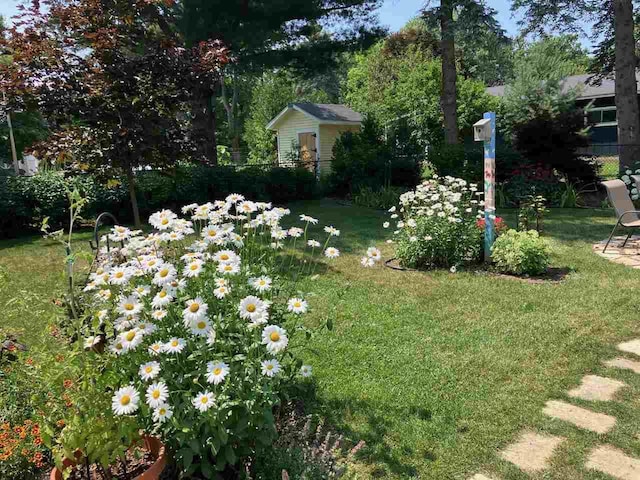 view of yard with fence
