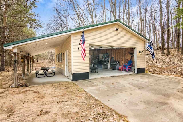 garage featuring a detached garage