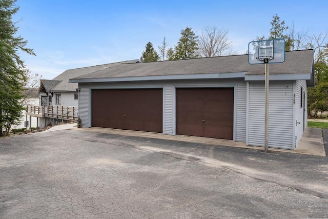 view of detached garage