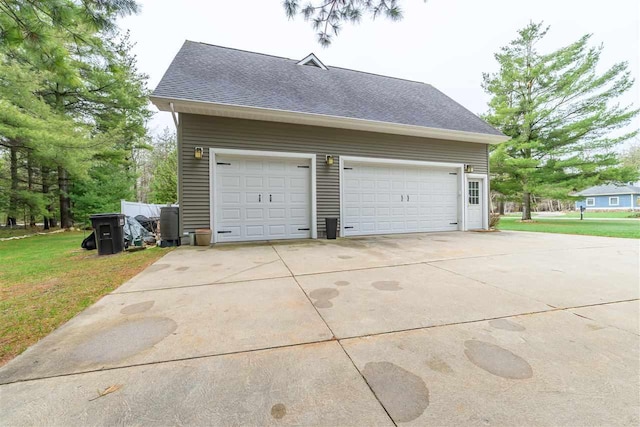 view of detached garage