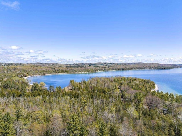 5800 Boyne City Rd, Charlevoix, MI 49720