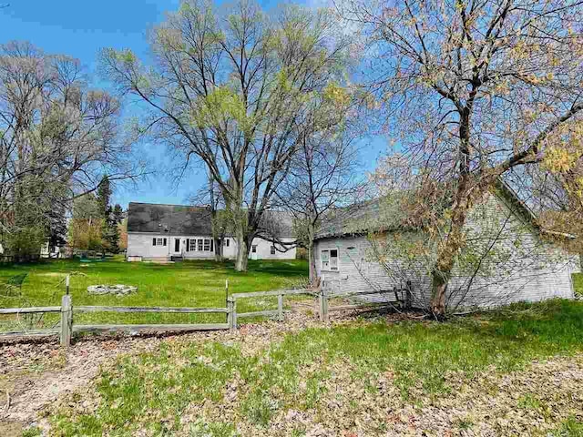 204 E Forest Home Ave, Bellaire, MI 49615 - view of yard