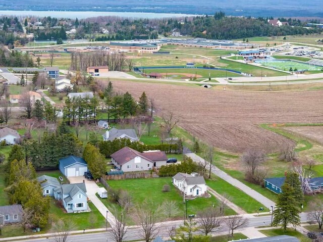 1221 Atkins St, Petoskey, MI 49770