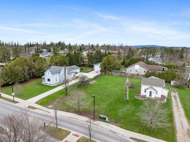 1221 Atkins St, Petoskey, MI 49770