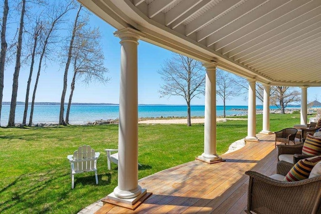 1111 E Bay Rd, Harbor Springs, MI 49740