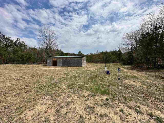 4386 NE Westwood Rd, Mancelona, MI 49659