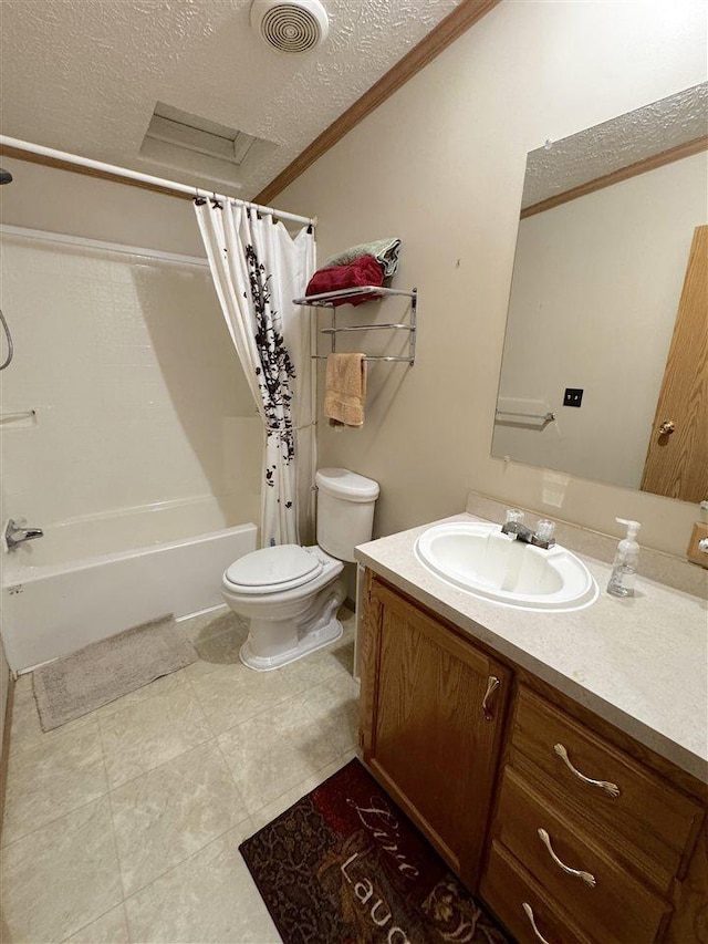15500 Riverside Trl, Wolverine, MI 49799 - bathroom with a textured ceiling, toilet, shower / bath combo with shower curtain, vanity, and crown molding