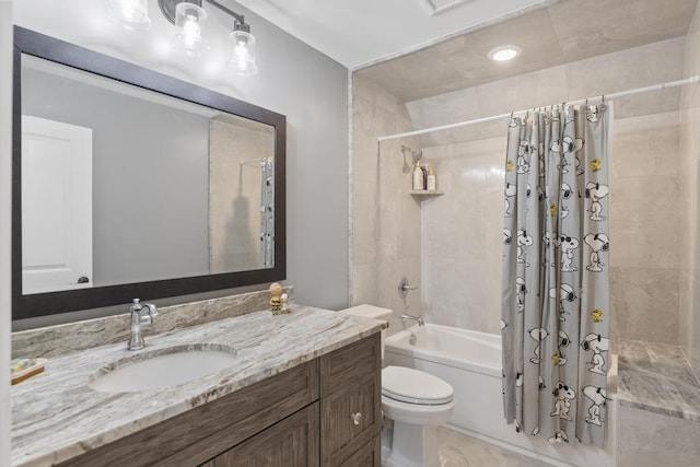 4435 Lake Shore Dr, Charlevoix, MI 49720 - full bath featuring shower / tub combo with curtain, toilet, and vanity