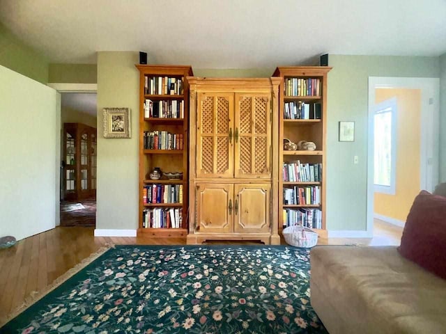 3237 Greenbriar, Harbor Springs, MI 49740 - living area featuring wood finished floors and baseboards