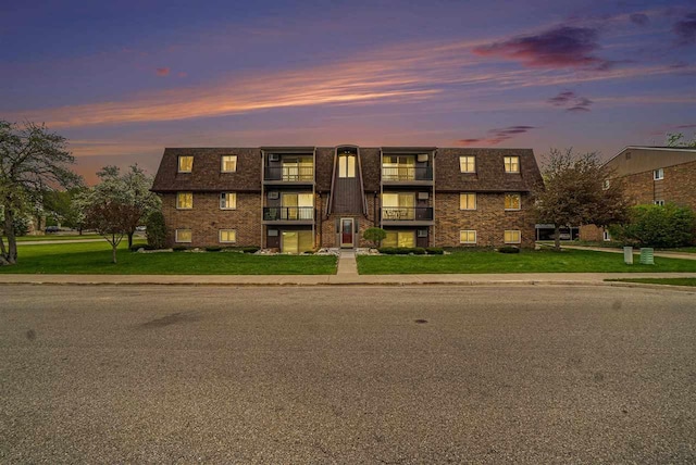 806 Arlington Unit 11, Petoskey, MI 49770 - view of property at dusk