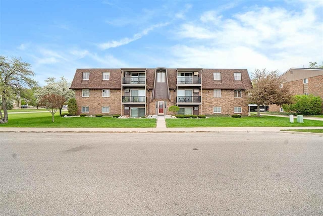 806 Arlington Unit 11, Petoskey, MI 49770 - view of apartment building / complex