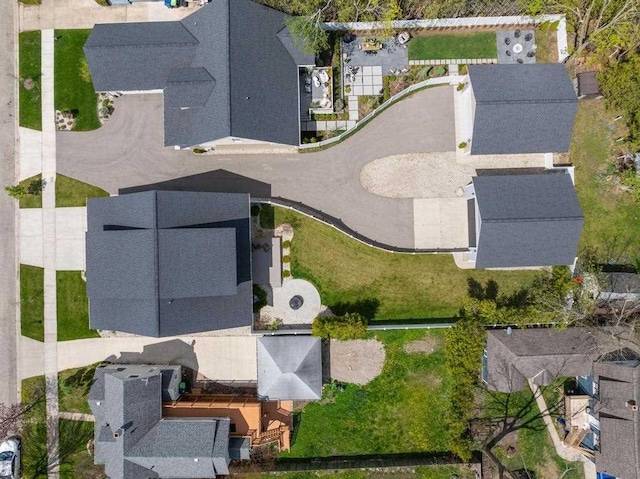 917 Grove St, Petoskey, MI 49770 - aerial perspective of suburban area
